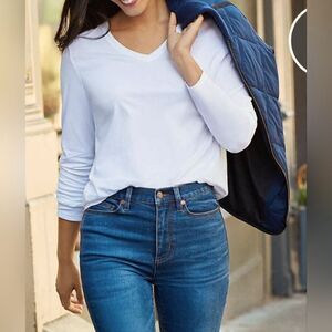 Lands'End 2XL White Relaxed 100% SUPIMA COTTON Lngslvs V-neck Women T-shirt PERU